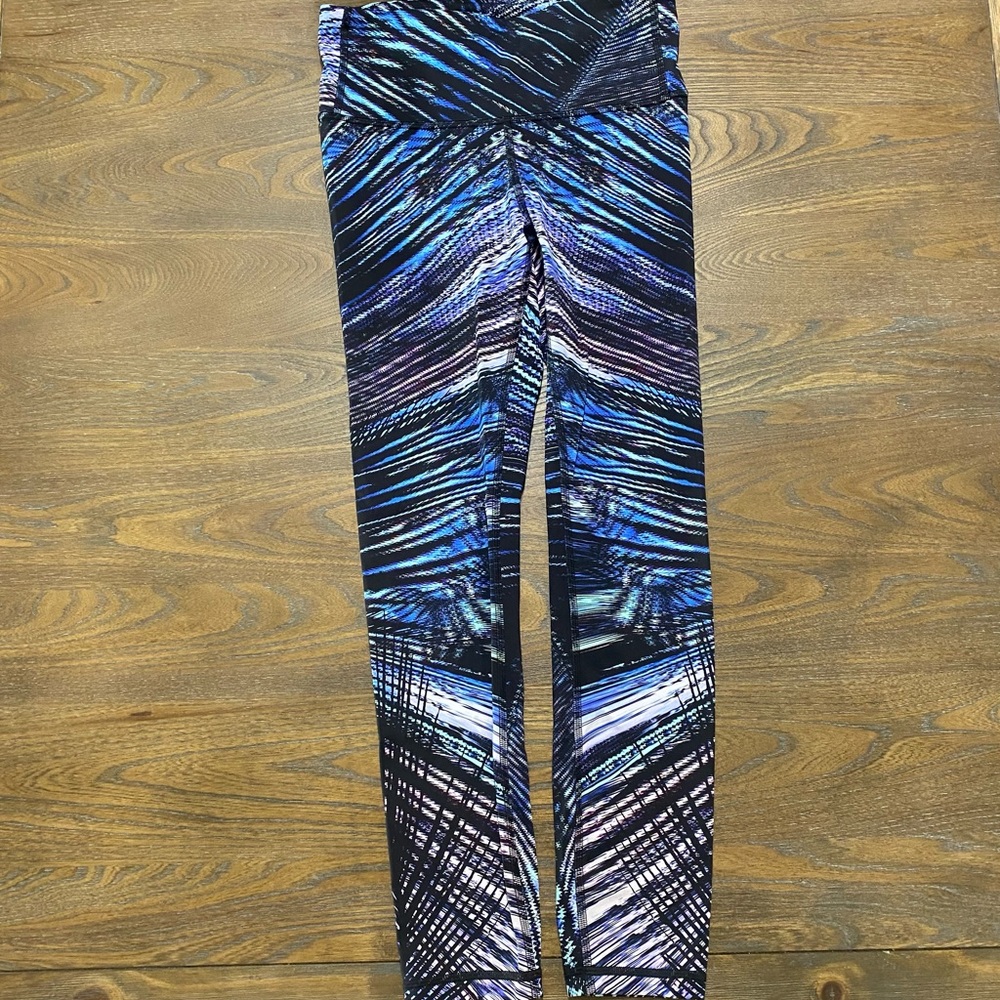 Lululemon Crop Leggings- Size 4